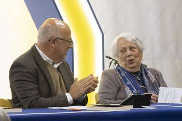 El Cabildo ratifica su compromiso de preservar la Memoria Histórica en la presentación del libro 'Héroes de chabola'/TA.